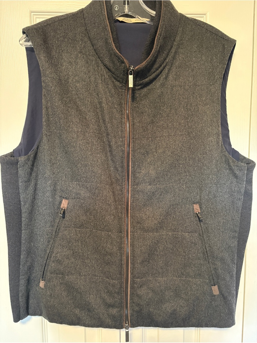 NWT Maurizio Baldassari 100% Cashmere Arena Vest Charcoal Grey Size 54 (X-Large)